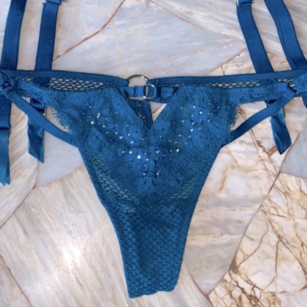 Rare Victoria's Secret fishnet ring back‎ thong panty Aqua green small